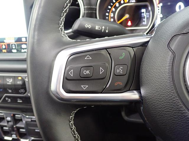 ジープ・ラングラーアンリミテッド サハラ　認定中古車保証１年付帯　レザーシート　シートヒーター　ハンドルヒーター　Ａｐｐｌｅ　ｃａｒ　ｐｌａｙ　ＡｎｄｏｒｉｄＡｕｔｏ　Ｂｌｕｅｔｏｏｔｈ　ＬＥＤヘッドライト　ＥＴＣ２．０　サイドステップ付き（61枚目）