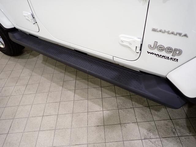 ジープ・ラングラーアンリミテッド サハラ　認定中古車保証１年付帯　レザーシート　シートヒーター　ハンドルヒーター　ＡｎｄｏｒｉｄＡｕｔｏ　Ａｐｐｌｅ　ｃａｒ　ｐｌａｙ　Ｂｌｕｅｔｏｏｔｈ　ＬＥＤヘッドライト　ＥＴＣ２．０（18枚目）