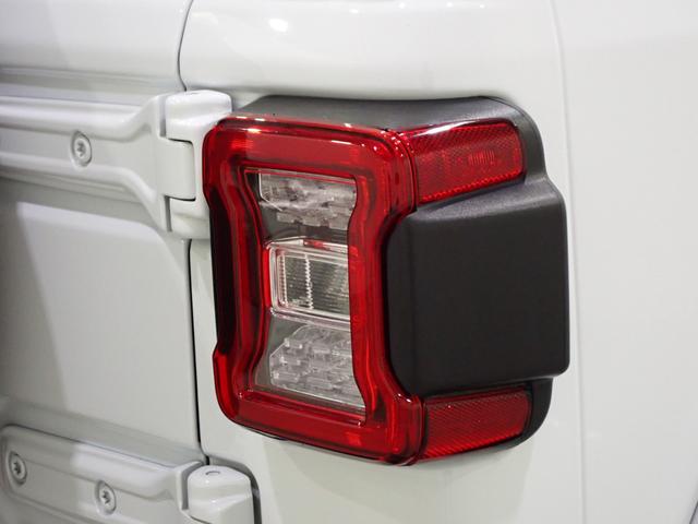 ジープ・ラングラーアンリミテッド サハラ　認定中古車保証１年付帯　レザーシート　シートヒーター　ハンドルヒーター　ＡｎｄｏｒｉｄＡｕｔｏ　Ａｐｐｌｅ　ｃａｒ　ｐｌａｙ　Ｂｌｕｅｔｏｏｔｈ　ＬＥＤヘッドライト　ＥＴＣ２．０（28枚目）