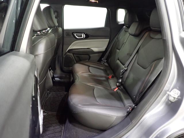 ジープ・コンパス リミテッド 認定中古車保証1年付帯 ドラレコ前後 シートヒーター ハンドルヒーター Apple car play AndoridAuto Bluetooth レザーシート 360°カメラ ETC2.0(8枚目)