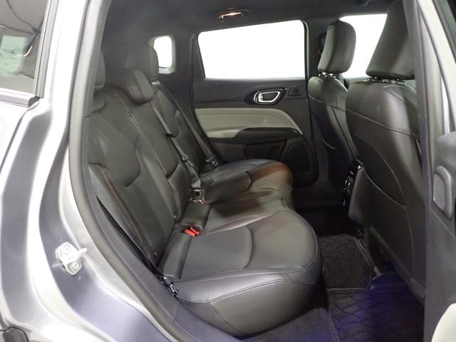 ジープ・コンパス リミテッド 認定中古車保証1年付帯 ドラレコ前後 シートヒーター ハンドルヒーター Apple car play AndoridAuto Bluetooth レザーシート 360°カメラ ETC2.0(10枚目)