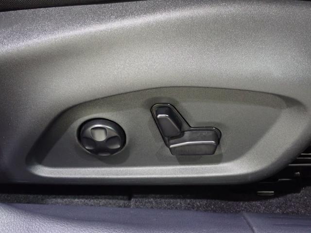 ジープ・コンパス リミテッド 認定中古車保証1年付帯 ドラレコ前後 シートヒーター ハンドルヒーター Apple car play AndoridAuto Bluetooth レザーシート 360°カメラ ETC2.0(17枚目)