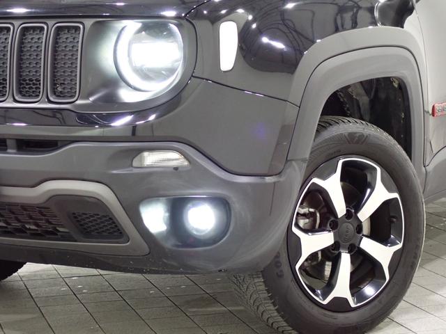 ジープ・レネゲード トレイルホーク 認定中古車保証1年 4WD AndoridAuto Apple car play Bluetooth ファブリックシート クルーズコントロール アイドリングストップ ドラレコ前後(2枚目)