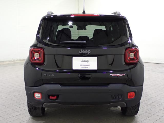 ジープ・レネゲード トレイルホーク 認定中古車保証1年 4WD AndoridAuto Apple car play Bluetooth ファブリックシート クルーズコントロール アイドリングストップ ドラレコ前後(26枚目)