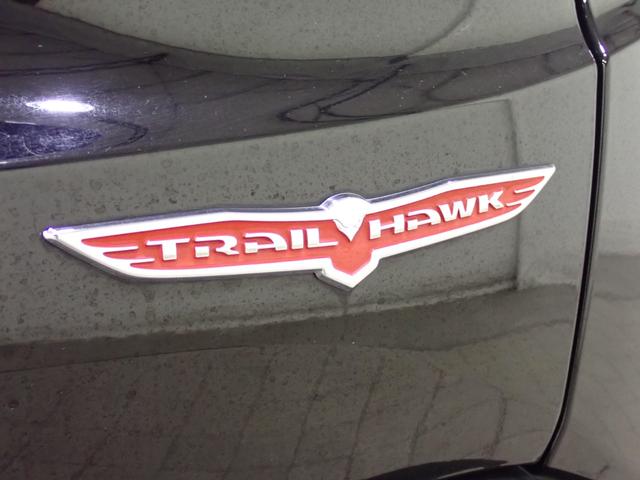 ジープ・レネゲード トレイルホーク 認定中古車保証1年 4WD AndoridAuto Apple car play Bluetooth ファブリックシート クルーズコントロール アイドリングストップ ドラレコ前後(29枚目)