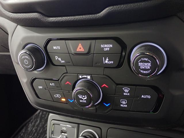 ジープ・レネゲード トレイルホーク 認定中古車保証1年 4WD AndoridAuto Apple car play Bluetooth ファブリックシート クルーズコントロール アイドリングストップ ドラレコ前後(41枚目)