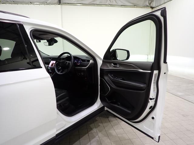 ジープ・グランドチェロキーL リミテッド 認定中古車保証1年付帯 レザーシート シートヒーター ハンドルヒーター AndoridAuto Apple car play Bluetooth LEDヘッドライト ETC2.0(18枚目)