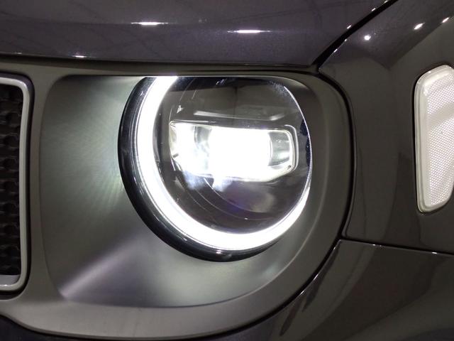 ジープ・レネゲード リミテッド 認定中古車保証1年付帯 ドラレコ付き レザーシート シートヒーター ハンドルヒーター LEDヘッドライト アダプティブクルーズコントロール 衝突軽減ブレーキシステム ETC2.0(3枚目)