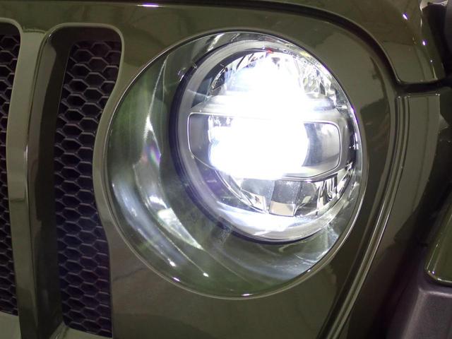 ジープ・ラングラーアンリミテッド サハラ・サージグリーン 認定中古車保証1年付帯 レザーシート AndoridAuto Apple car play Bluetooth LEDヘッドライト シートヒーター ハンドルヒーター ETC2.0(7枚目)