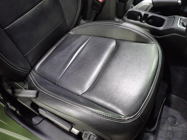 ジープ・ラングラーアンリミテッド サハラ・サージグリーン 認定中古車保証1年付帯 レザーシート AndoridAuto Apple car play Bluetooth LEDヘッドライト シートヒーター ハンドルヒーター ETC2.0(17枚目)