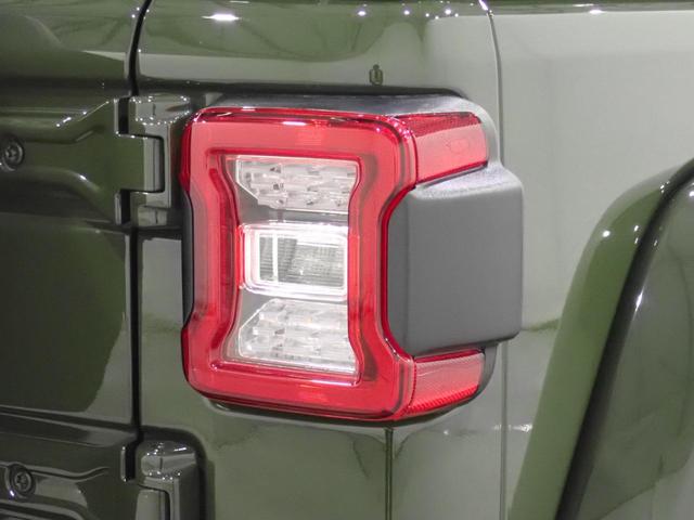 ジープ・ラングラーアンリミテッド サハラ・サージグリーン 認定中古車保証1年付帯 レザーシート AndoridAuto Apple car play Bluetooth LEDヘッドライト シートヒーター ハンドルヒーター ETC2.0(34枚目)