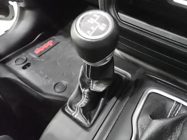 ジープ・ラングラーアンリミテッド サハラ・サージグリーン 認定中古車保証1年付帯 レザーシート AndoridAuto Apple car play Bluetooth LEDヘッドライト シートヒーター ハンドルヒーター ETC2.0(49枚目)