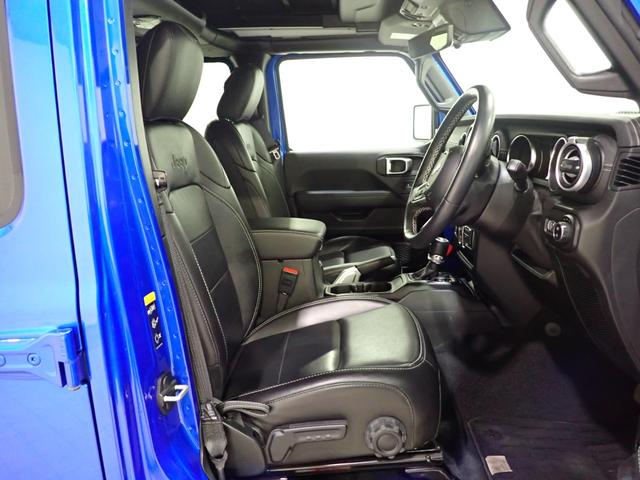 ジープ・ラングラーアンリミテッド サハラ　スカイワンタッチパワートップ　認定中古車保証１年付帯　パワートップ　レザーシート　ＡｎｄｏｒｉｄＡｕｔｏ　Ａｐｐｌｅ　ｃａｒ　ｐｌａｙ　Ｂｌｕｅｔｏｏｔｈ　ＬＥＤヘッドライト　シートヒーター　ハンドルヒーター　ＥＴＣ２．０（18枚目）