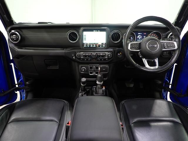 ジープ・ラングラーアンリミテッド サハラ　スカイワンタッチパワートップ　認定中古車保証１年付帯　パワートップ　レザーシート　ＡｎｄｏｒｉｄＡｕｔｏ　Ａｐｐｌｅ　ｃａｒ　ｐｌａｙ　Ｂｌｕｅｔｏｏｔｈ　ＬＥＤヘッドライト　シートヒーター　ハンドルヒーター　ＥＴＣ２．０（41枚目）