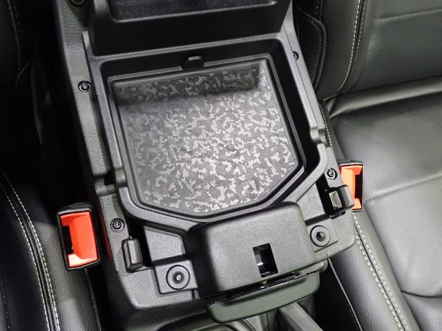 ジープ・ラングラーアンリミテッド サハラ　スカイワンタッチパワートップ　認定中古車保証１年付帯　パワートップ　レザーシート　ＡｎｄｏｒｉｄＡｕｔｏ　Ａｐｐｌｅ　ｃａｒ　ｐｌａｙ　Ｂｌｕｅｔｏｏｔｈ　ＬＥＤヘッドライト　シートヒーター　ハンドルヒーター　ＥＴＣ２．０（64枚目）
