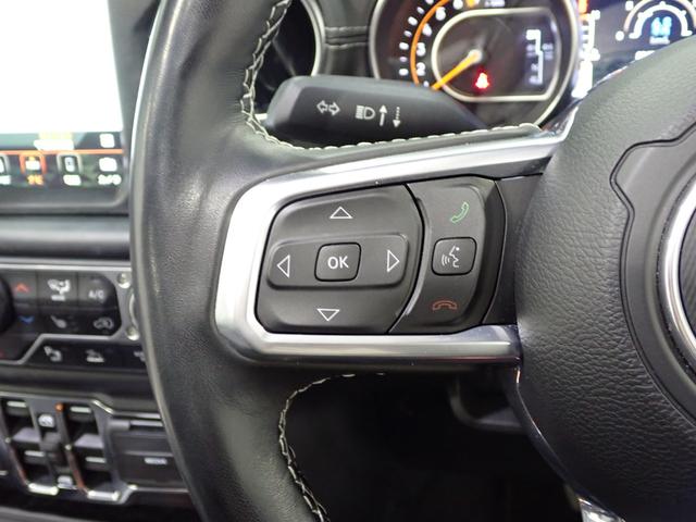 ジープ・ラングラーアンリミテッド サハラ　スカイワンタッチパワートップ　認定中古車保証１年付帯　パワートップ　レザーシート　ＡｎｄｏｒｉｄＡｕｔｏ　Ａｐｐｌｅ　ｃａｒ　ｐｌａｙ　Ｂｌｕｅｔｏｏｔｈ　ＬＥＤヘッドライト　シートヒーター　ハンドルヒーター　ＥＴＣ２．０（68枚目）