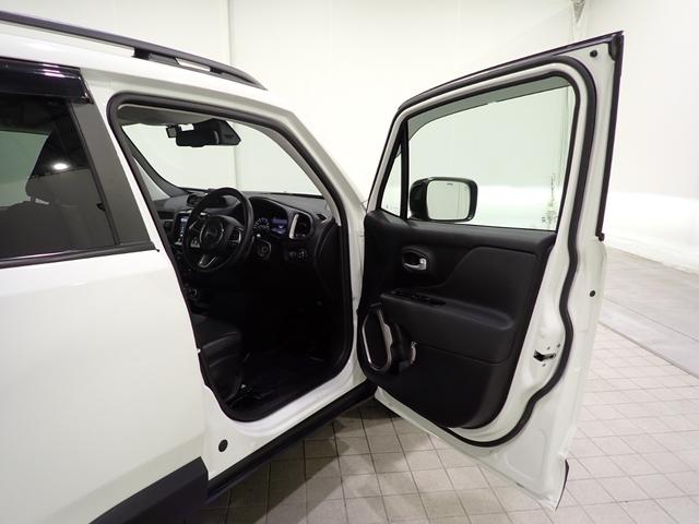 ジープ・レネゲード リミテッド　認定中古車保証１年付帯　サイドバイザー　レザーシート　シートヒーター　ＡｎｄｏｒｉｄＡｕｔｏ　Ａｐｐｌｅ　ｃａｒ　ｐｌａｙ　Ｂｌｕｅｔｏｏｔｈ　バックカメラ　ＬＥＤヘッドライト　ＥＴＣ２．０（14枚目）