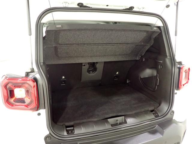 ジープ・レネゲード リミテッド　認定中古車保証１年付帯　サイドバイザー　レザーシート　シートヒーター　ＡｎｄｏｒｉｄＡｕｔｏ　Ａｐｐｌｅ　ｃａｒ　ｐｌａｙ　Ｂｌｕｅｔｏｏｔｈ　バックカメラ　ＬＥＤヘッドライト　ＥＴＣ２．０（33枚目）