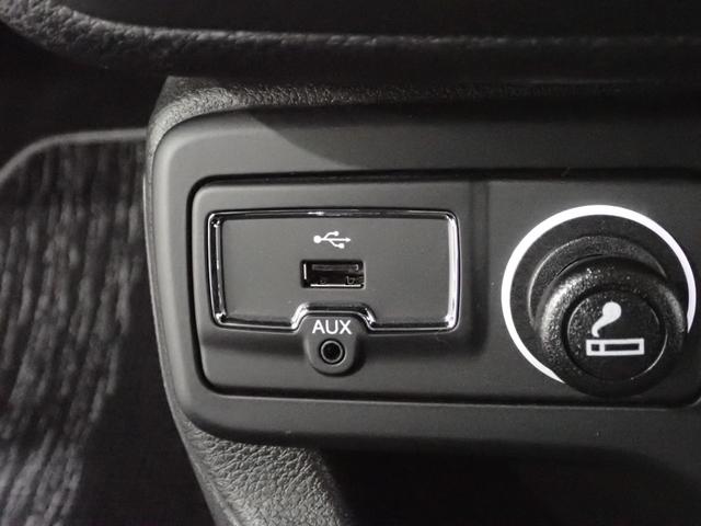 ジープ・レネゲード リミテッド　認定中古車保証１年付帯　サイドバイザー　レザーシート　シートヒーター　ＡｎｄｏｒｉｄＡｕｔｏ　Ａｐｐｌｅ　ｃａｒ　ｐｌａｙ　Ｂｌｕｅｔｏｏｔｈ　バックカメラ　ＬＥＤヘッドライト　ＥＴＣ２．０（45枚目）