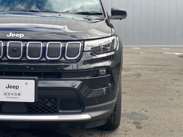 ジープ・コンパス リミテッド　弊社元試乗車　ワンオーナー　禁煙車　Ａｐｐｌｅ　ｃａｒ　ｐｌａｙ　ＡｎｄｏｒｉｄＡｕｔｏ　Ｂｌｕｅｔｏｏｔｈ　レザーシート　シートヒーター　ハンドルヒーター　３６０°カメラ　電動リアゲート（15枚目）