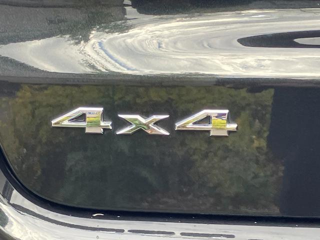 ジープ・コンパス リミテッド　弊社元試乗車　ワンオーナー　禁煙車　Ａｐｐｌｅ　ｃａｒ　ｐｌａｙ　ＡｎｄｏｒｉｄＡｕｔｏ　Ｂｌｕｅｔｏｏｔｈ　レザーシート　シートヒーター　ハンドルヒーター　３６０°カメラ　電動リアゲート（27枚目）