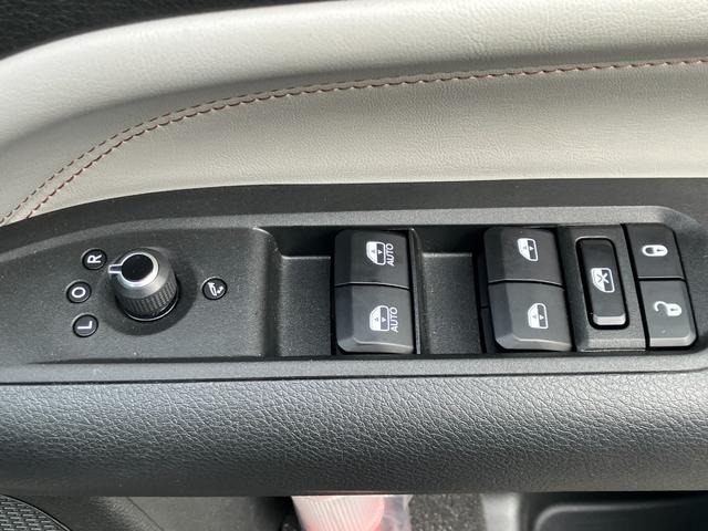 ジープ・コンパス リミテッド　弊社元試乗車　ワンオーナー　禁煙車　Ａｐｐｌｅ　ｃａｒ　ｐｌａｙ　ＡｎｄｏｒｉｄＡｕｔｏ　Ｂｌｕｅｔｏｏｔｈ　レザーシート　シートヒーター　ハンドルヒーター　３６０°カメラ　電動リアゲート（38枚目）