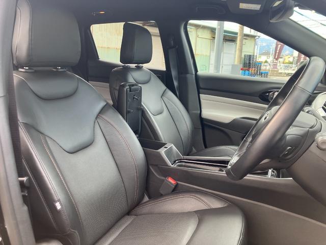 ジープ・コンパス リミテッド　弊社元試乗車　ワンオーナー　禁煙車　Ａｐｐｌｅ　ｃａｒ　ｐｌａｙ　ＡｎｄｏｒｉｄＡｕｔｏ　Ｂｌｕｅｔｏｏｔｈ　レザーシート　シートヒーター　ハンドルヒーター　３６０°カメラ　電動リアゲート（58枚目）