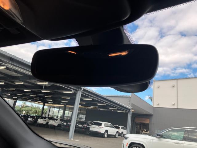 ジープ・コンパス リミテッド　弊社元試乗車　ワンオーナー　禁煙車　Ａｐｐｌｅ　ｃａｒ　ｐｌａｙ　ＡｎｄｏｒｉｄＡｕｔｏ　Ｂｌｕｅｔｏｏｔｈ　レザーシート　シートヒーター　ハンドルヒーター　３６０°カメラ　電動リアゲート（64枚目）