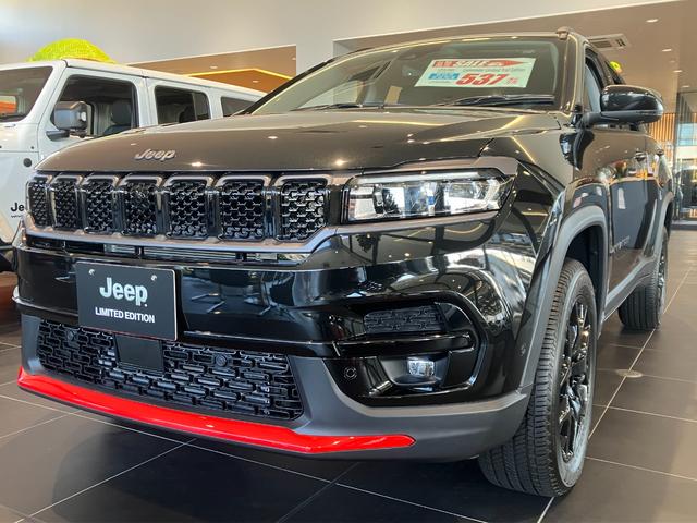 ジープ・コマンダー トレイル　エディション　限定１００台　登録未使用車　ショールーム展示車　ワンオーナー　禁煙車　ＡｎｄｏｒｉｄＡｕｔｏ　Ａｐｐｌｅ　ｃａｒ　ｐｌａｙ　Ｂｌｕｅｔｏｏｔｈ　シートメモリー機能　ＥＴＣ２．０　レザーシート（2枚目）