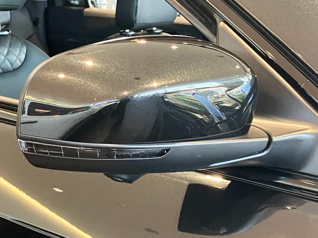 ジープ・コマンダー トレイル　エディション　限定１００台　登録未使用車　ショールーム展示車　ワンオーナー　禁煙車　ＡｎｄｏｒｉｄＡｕｔｏ　Ａｐｐｌｅ　ｃａｒ　ｐｌａｙ　Ｂｌｕｅｔｏｏｔｈ　シートメモリー機能　ＥＴＣ２．０　レザーシート（7枚目）