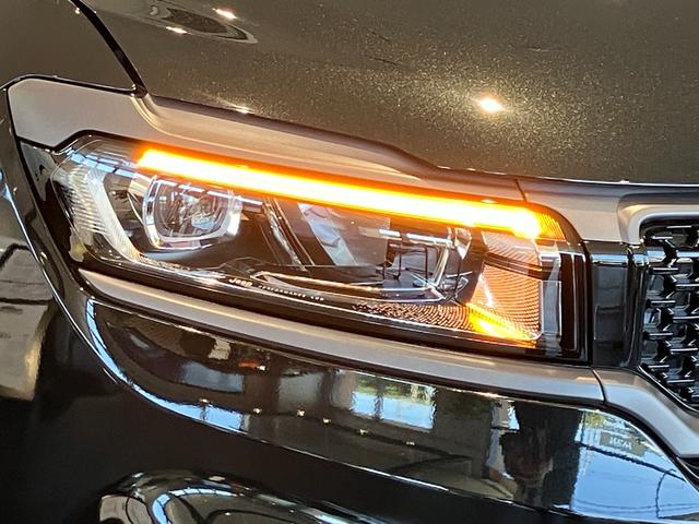 ジープ・コマンダー トレイル　エディション　限定１００台　登録未使用車　ショールーム展示車　ワンオーナー　禁煙車　ＡｎｄｏｒｉｄＡｕｔｏ　Ａｐｐｌｅ　ｃａｒ　ｐｌａｙ　Ｂｌｕｅｔｏｏｔｈ　シートメモリー機能　ＥＴＣ２．０　レザーシート（10枚目）