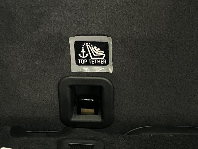 ジープ・コマンダー トレイル　エディション　限定１００台　登録未使用車　ショールーム展示車　ワンオーナー　禁煙車　ＡｎｄｏｒｉｄＡｕｔｏ　Ａｐｐｌｅ　ｃａｒ　ｐｌａｙ　Ｂｌｕｅｔｏｏｔｈ　シートメモリー機能　ＥＴＣ２．０　レザーシート（23枚目）