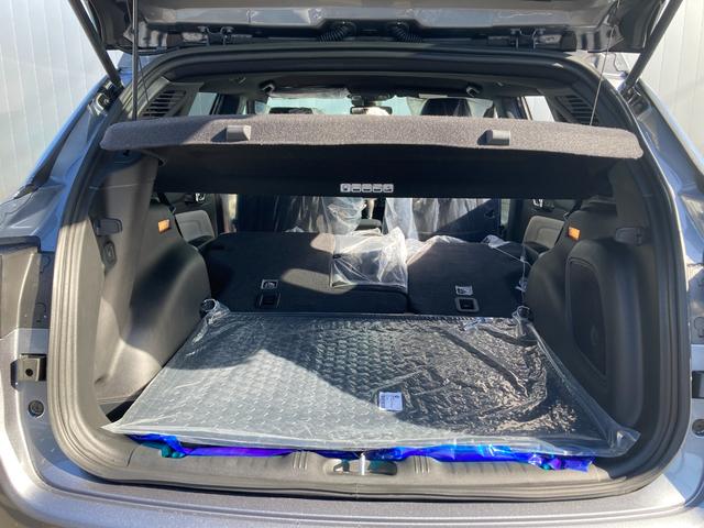 ジープ・コンパス リミテッド　登録未使用車　ワンオーナー　禁煙車　Ａｐｐｌｅ　ｃａｒ　ｐｌａｙ　ＡｎｄｏｒｉｄＡｕｔｏ　純正オーディオ　Ａｌｐｉｎｅ　レザーシート　シートメモリー機能　シートヒーター　ハンドルヒーター電動リアゲート（22枚目）