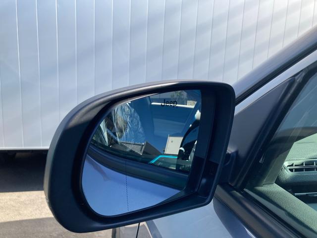 ジープ・コンパス リミテッド　登録未使用車　ワンオーナー　禁煙車　Ａｐｐｌｅ　ｃａｒ　ｐｌａｙ　ＡｎｄｏｒｉｄＡｕｔｏ　純正オーディオ　Ａｌｐｉｎｅ　レザーシート　シートメモリー機能　シートヒーター　ハンドルヒーター電動リアゲート（30枚目）