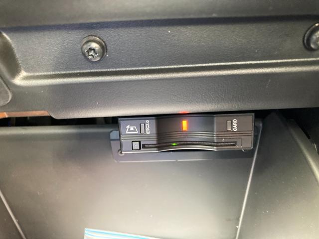 ジープ・コンパス リミテッド　登録未使用車　ワンオーナー　禁煙車　Ａｐｐｌｅ　ｃａｒ　ｐｌａｙ　ＡｎｄｏｒｉｄＡｕｔｏ　純正オーディオ　Ａｌｐｉｎｅ　レザーシート　シートメモリー機能　シートヒーター　ハンドルヒーター電動リアゲート（52枚目）