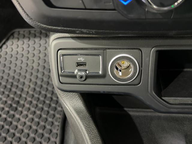 ジープ・レネゲード ナイトイーグル　認定中古車保証１年付帯　限定２００台　ファブリックシート　ＡｎｄｏｒｉｄＡｕｔｏ　Ａｐｐｌｅ　ｃａｒ　ｐｌａｙ　Ｂｌｕｅｔｏｏｔｈ　バックカメラ　ＬＥＤヘッドライト　ＥＴＣ（43枚目）