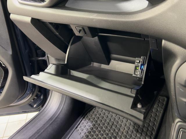 ジープ・レネゲード ナイトイーグル　認定中古車保証１年付帯　限定２００台　ファブリックシート　ＡｎｄｏｒｉｄＡｕｔｏ　Ａｐｐｌｅ　ｃａｒ　ｐｌａｙ　Ｂｌｕｅｔｏｏｔｈ　バックカメラ　ＬＥＤヘッドライト　ＥＴＣ（49枚目）