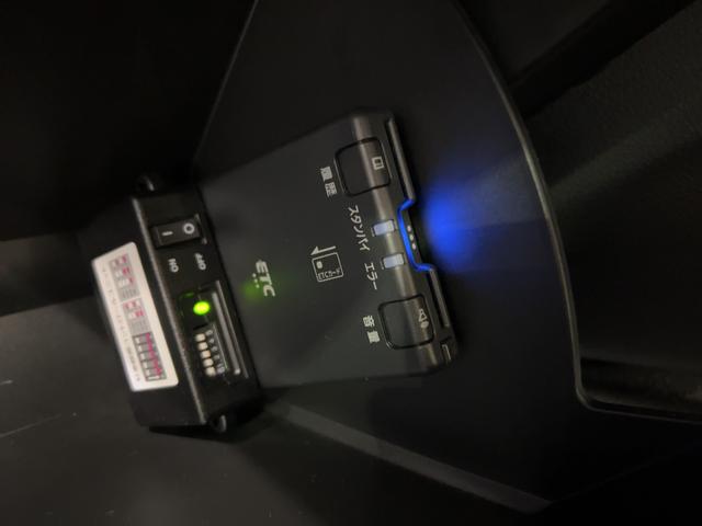 ジープ・レネゲード ナイトイーグル　認定中古車保証１年付帯　限定２００台　ファブリックシート　ＡｎｄｏｒｉｄＡｕｔｏ　Ａｐｐｌｅ　ｃａｒ　ｐｌａｙ　Ｂｌｕｅｔｏｏｔｈ　バックカメラ　ＬＥＤヘッドライト　ＥＴＣ（50枚目）