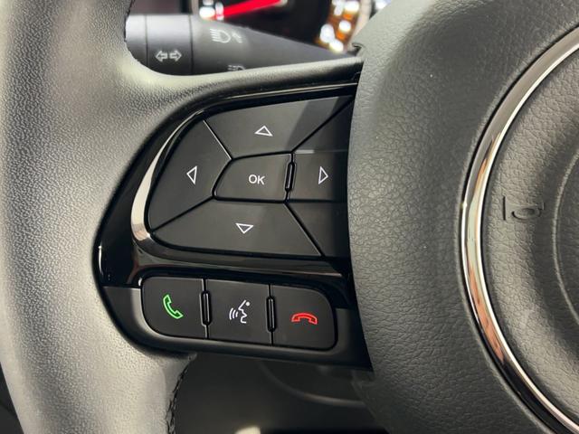 ジープ・レネゲード ナイトイーグル　認定中古車保証１年付帯　限定２００台　ファブリックシート　ＡｎｄｏｒｉｄＡｕｔｏ　Ａｐｐｌｅ　ｃａｒ　ｐｌａｙ　Ｂｌｕｅｔｏｏｔｈ　バックカメラ　ＬＥＤヘッドライト　ＥＴＣ（52枚目）