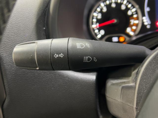 ジープ・レネゲード ナイトイーグル　認定中古車保証１年付帯　限定２００台　ファブリックシート　ＡｎｄｏｒｉｄＡｕｔｏ　Ａｐｐｌｅ　ｃａｒ　ｐｌａｙ　Ｂｌｕｅｔｏｏｔｈ　バックカメラ　ＬＥＤヘッドライト　ＥＴＣ（54枚目）