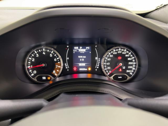 ジープ・レネゲード ナイトイーグル　認定中古車保証１年付帯　限定２００台　ファブリックシート　ＡｎｄｏｒｉｄＡｕｔｏ　Ａｐｐｌｅ　ｃａｒ　ｐｌａｙ　Ｂｌｕｅｔｏｏｔｈ　バックカメラ　ＬＥＤヘッドライト　ＥＴＣ（60枚目）