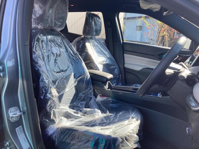 ジープ・コンパス リミテッド　登録済未使用車　新車保証継承　ワンオーナー　禁煙車　レザーシート　シートヒーター　３６０°カメラ　シートメモリー機能　ハンズフリー電動リアゲート機能　ＡｎｄｏｒｉｄＡｕｔｏ　Ｂｌｕｅｔｏｏｔｈ（35枚目）