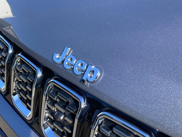 ジープ・コンパス リミテッド　登録済未使用車　新車保証継承　ワンオーナー　禁煙車　レザーシート　シートヒーター　３６０°カメラ　シートメモリー機能　ハンズフリー電動リアゲート機能　ＡｎｄｏｒｉｄＡｕｔｏ　Ｂｌｕｅｔｏｏｔｈ（38枚目）