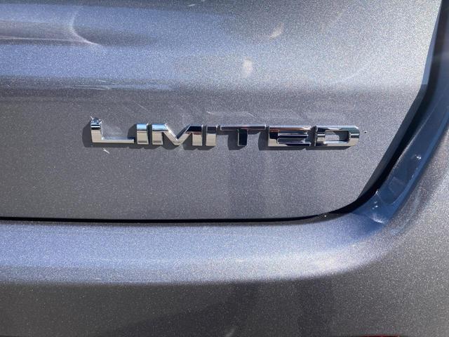 ジープ・コンパス リミテッド　登録済未使用車　新車保証継承　ワンオーナー　禁煙車　レザーシート　シートヒーター　３６０°カメラ　シートメモリー機能　ハンズフリー電動リアゲート機能　ＡｎｄｏｒｉｄＡｕｔｏ　Ｂｌｕｅｔｏｏｔｈ（57枚目）