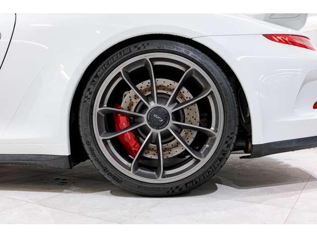 ９１１ ９１１ＧＴ３　ＰＤＫ　記録簿　左ハンドル　フロアＭＴモード付７ＡＴ　シートヒーター　ナビ　バックカメラ　ＥＴＣ　横滑り防止装置　排気量３８００ｃｃ（10枚目）