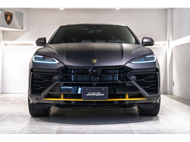 ウルス ＳＥ　４ＷＤ（3枚目）