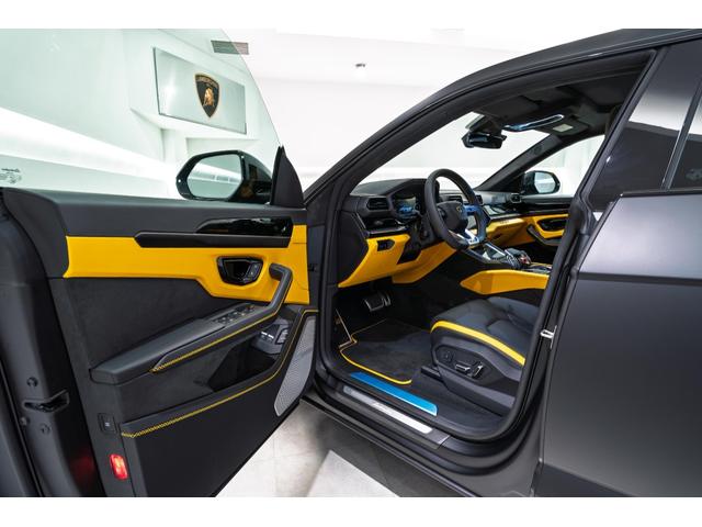 ウルス ＳＥ　４ＷＤ（18枚目）