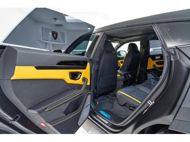 ウルス ＳＥ　４ＷＤ（20枚目）