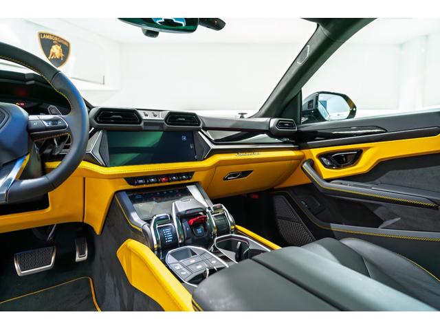 ウルス ＳＥ　４ＷＤ（26枚目）