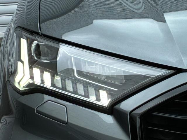 Q7 55TFSIクワトロ Sライン 4WD バング&オルフセン ブラックスタイリング LED フロントフォグランプ ルーフレール アルミホイール スマートキー 電動シート シートヒーター 本革シート フルセグ ETC エアサスペンション(9枚目)